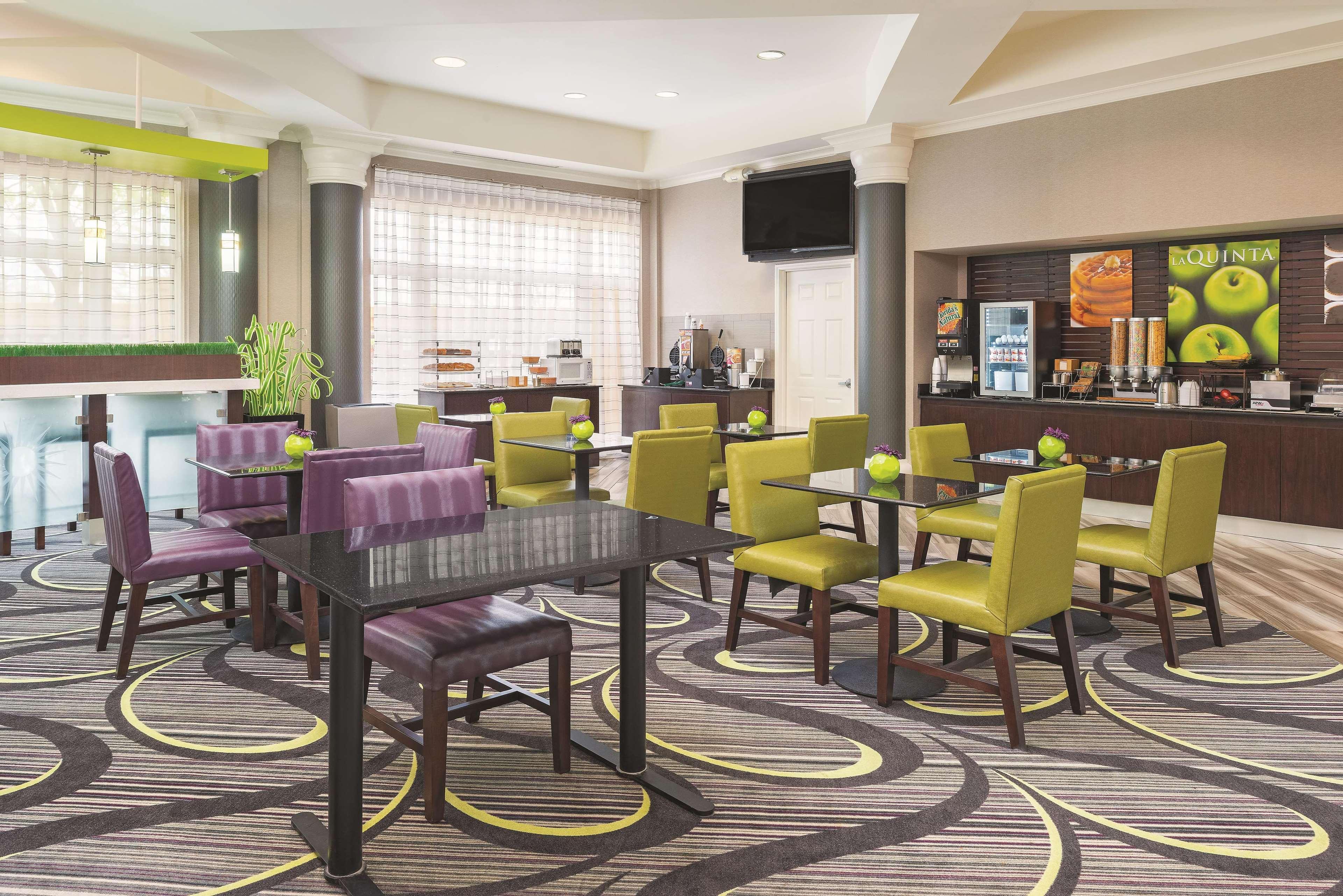 La Quinta By Wyndham St. Louis Westport Hotell Maryland Heights Eksteriør bilde
