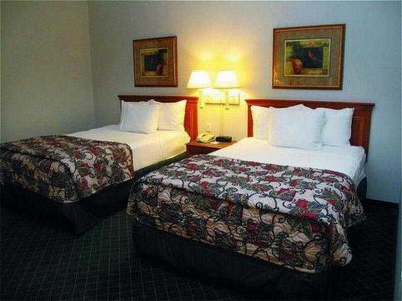 La Quinta By Wyndham St. Louis Westport Hotell Maryland Heights Eksteriør bilde