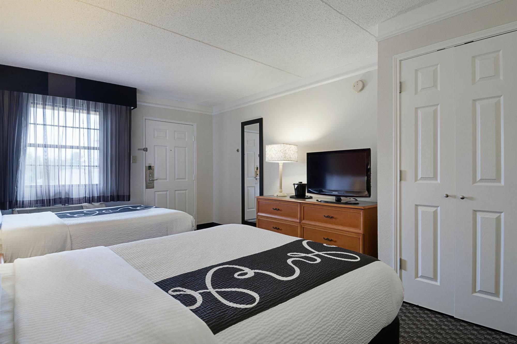 La Quinta By Wyndham St. Louis Westport Hotell Maryland Heights Eksteriør bilde
